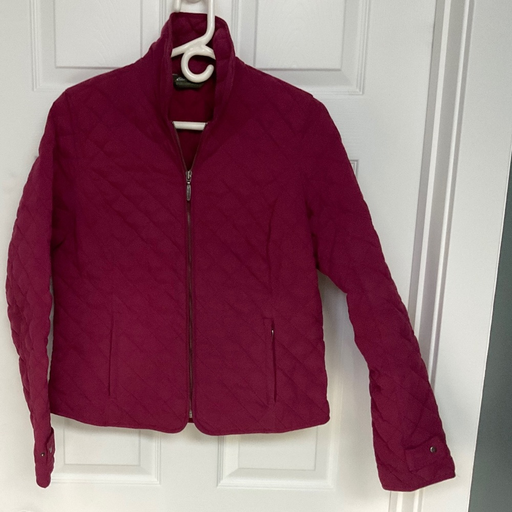 Eddie Bauer Goose Down 650 Fill Women’s Jacket size M in Raspberry